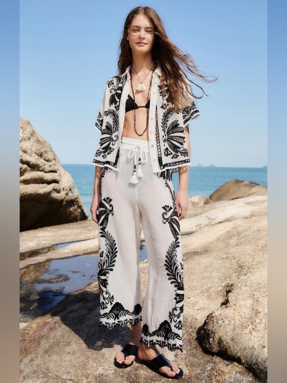 Farm Rio Copacabana Beach Off-white Pants